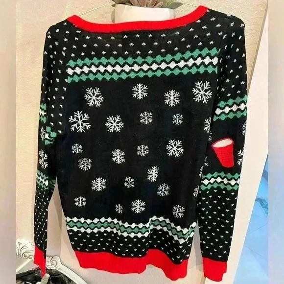 TIPSY ELVES CHEER PONG GAME UGLY CHRISTMAS SWEATER/Sticky Ball Incl. SZ M - Picture 4 of 7
